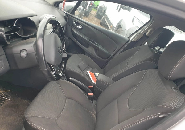 Renault Clio cena 17900 przebieg: 186000, rok produkcji 2015 z Barwice małe 106